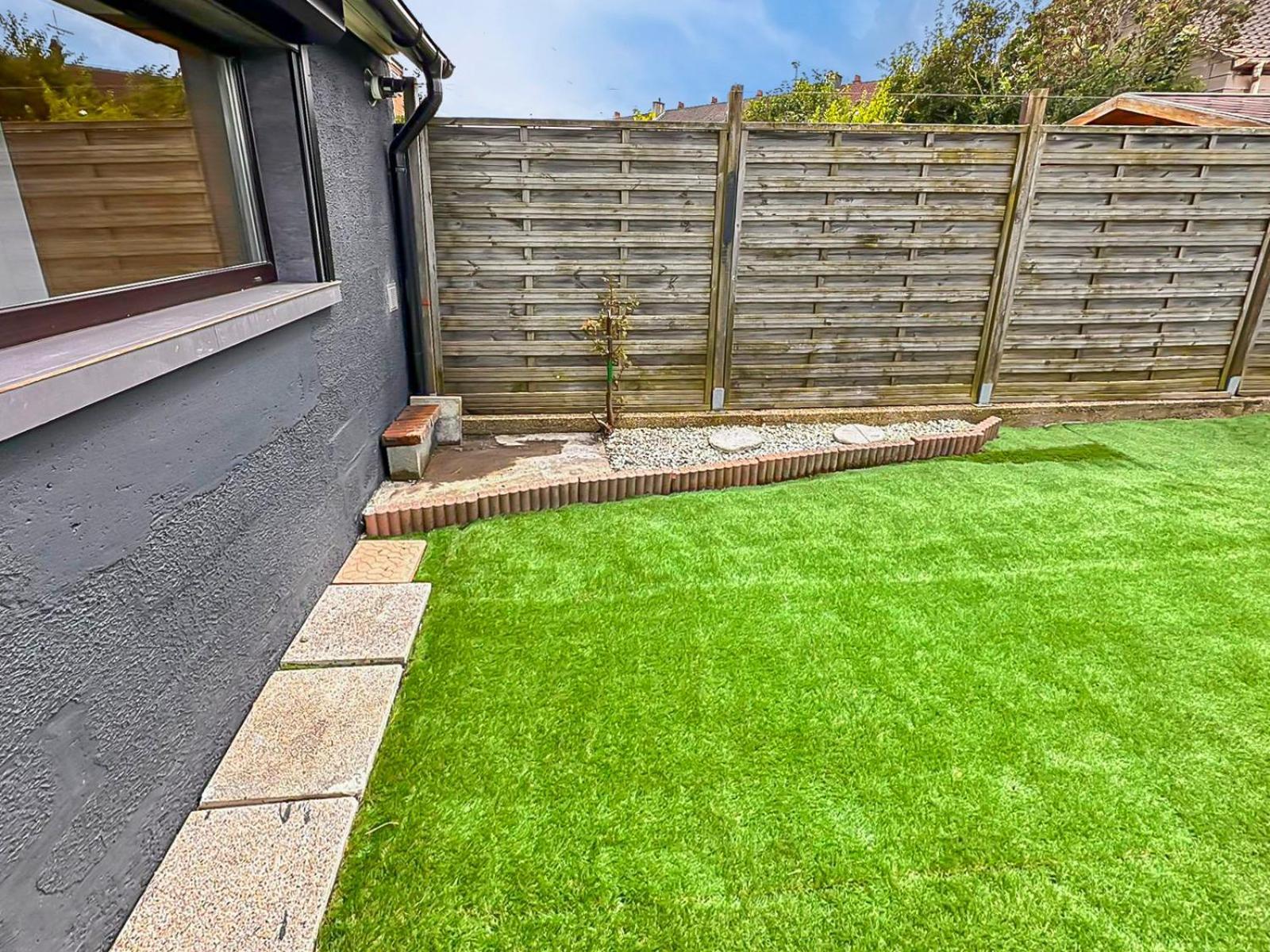Retraite Paisible, Jardin, Plages Et Centre Anime Holiday home Dunkirk